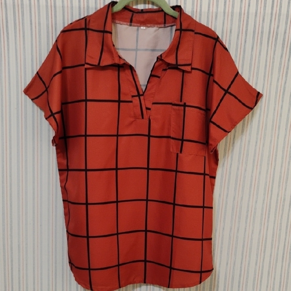 Women's Rust With Black Stripe Squares Top  L